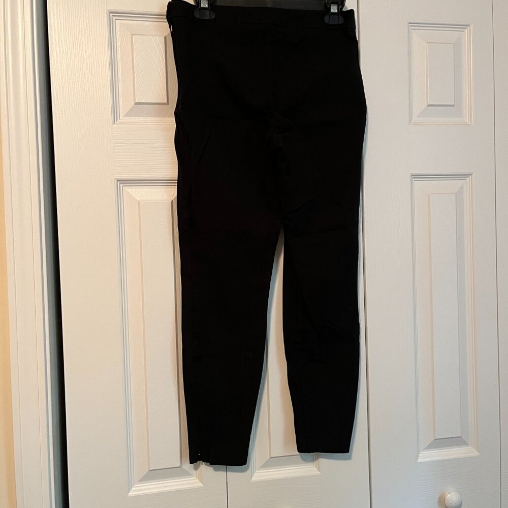 Capris - Picture 4 of 4